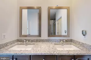 13827 Estuary Pl, Woodbridge, VA 22191 - Photo 29