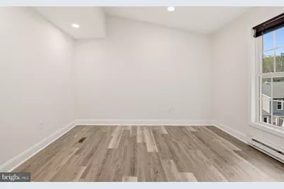 15045 Holleyside Drive, Dumfries, VA 22025 - Photo 29