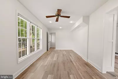 15045 Holleyside Drive, Dumfries, VA 22025 - Photo 17