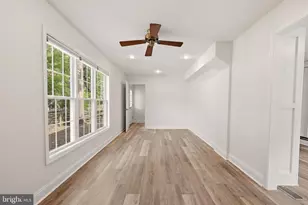 15045 Holleyside Dr, Dumfries, VA 22025 - Photo 17