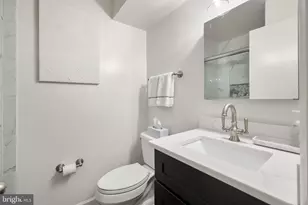 5570 St Charles Dr, Woodbridge, VA 22193 - Photo 17