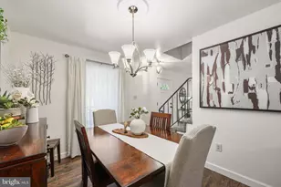 5570 St Charles Dr, Woodbridge, VA 22193 - Photo 13