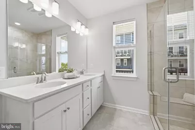 2325 Stephanie Tessa Lane, Woodbridge, VA 22191 - Photo 11