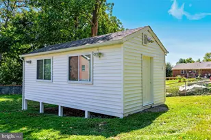 1505 Forest Ln, Woodbridge, VA 22191 - Photo 53
