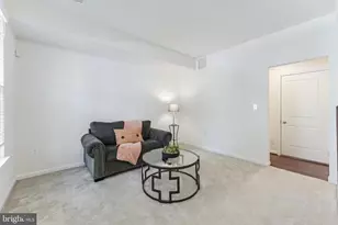 1725 Dorothy Ln, Woodbridge, VA 22191 - Photo 3