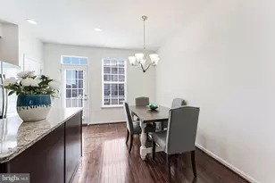 1725 Dorothy Ln, Woodbridge, VA 22191 - Photo 15