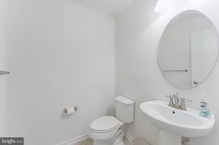 1725 Dorothy Ln, Woodbridge, VA 22191 - Photo 7