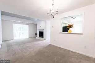 12110 Cardamom Dr, Woodbridge, VA 22192 - Photo 3