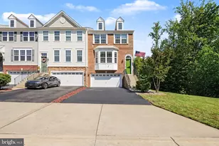 1740 Hartfield Ct, Woodbridge, VA 22191 - Photo 29