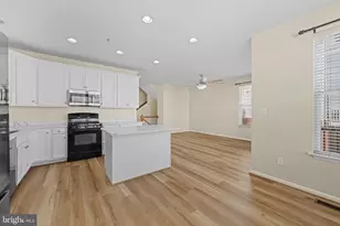 8881 Screech Owl Ct, Gainesville, VA 20155 - Photo 15