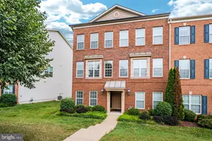 15409 Rosemont Manor Dr, Haymarket, VA 20169 - Photo 1