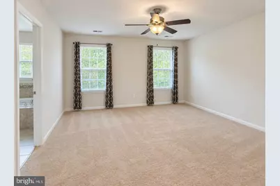 7739 Milton Circle, Gainesville, VA 20155 - Photo 5
