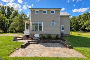 8203 Buckland Rd, Gainesville, VA 20155 - Photo 3