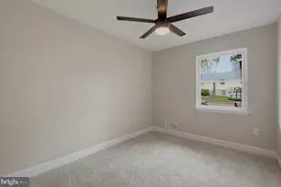 12615 Valleywood Dr, Woodbridge, VA 22192 - Photo 35