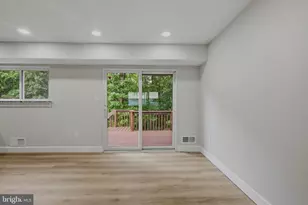 12615 Valleywood Dr, Woodbridge, VA 22192 - Photo 11