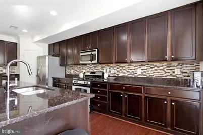 7931 Crescent Park Drive, Gainesville, VA 20155 - Photo 7