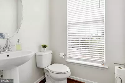 7931 Crescent Park Drive, Gainesville, VA 20155 - Photo 25