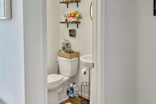 9138 Wyche Knoll Ln, Manassas, VA 20110 - Photo 7