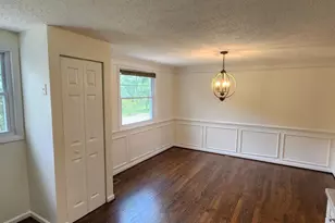 13592 Bentley Cir, Woodbridge, VA 22192 - Photo 7