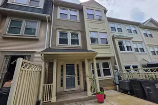 12119 Salemtown Dr, Woodbridge, VA 22192 - Photo 3