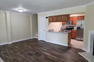 12119 Salemtown Dr, Woodbridge, VA 22192 - Photo 7