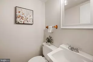 5277 Miles Ct, Woodbridge, VA 22193 - Photo 7
