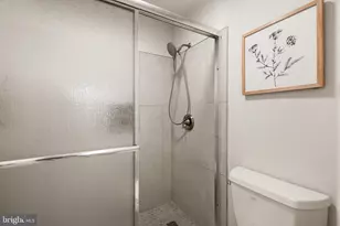 5277 Miles Ct, Woodbridge, VA 22193 - Photo 21