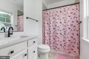 7082 Saint Hill Ct, Haymarket, VA 20169 - Photo 35