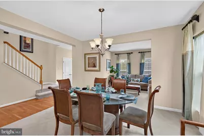 10609 Moselle Court, Manassas, VA 20112 - Photo 9