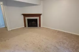 12638 Monarch Ct, Woodbridge, VA 22192 - Photo 11