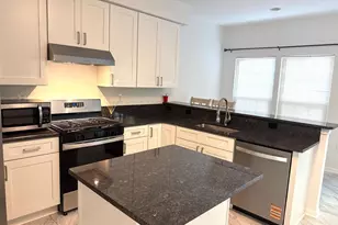 3969 Cressida Pl, Woodbridge, VA 22192 - Photo 7