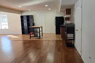 3509 Lacebark Elm Ct, Woodbridge, VA 22192 - Photo 3