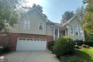 15918 Edgewood Dr, Dumfries, VA 22025 - Photo 1