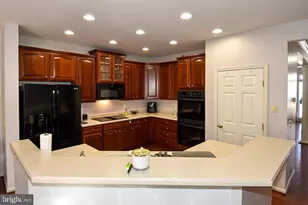16032 Barn Swallow Pl, Woodbridge, VA 22191 - Photo 21