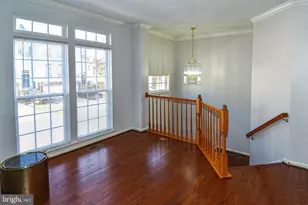 16032 Barn Swallow Pl, Woodbridge, VA 22191 - Photo 5