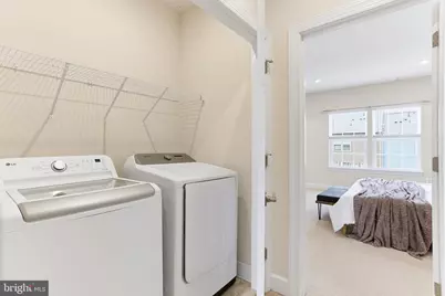 6310 Berkley Bridge Place, Haymarket, VA 20169 - Photo 33