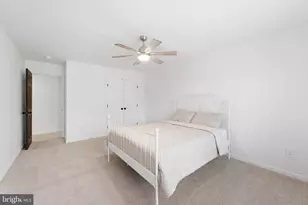 9855 Earls Ferry Cir, Bristow, VA 20136 - Photo 31