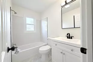7629 Huron Dr, Gainesville, VA 20155 - Photo 29