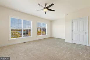562 Marina Landing Ln, Woodbridge, VA 22191 - Photo 15