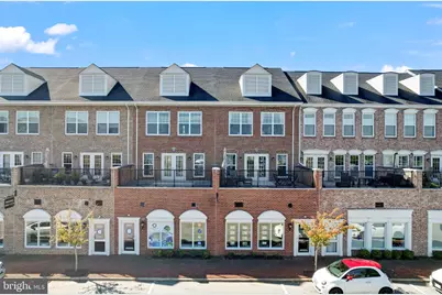 562 Marina Landing Lane #7, Woodbridge, VA 22191 - Photo 1