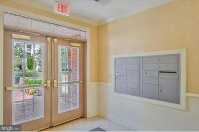 15231 Royal Crest Drive #101, Haymarket, VA 20169 - Photo 5