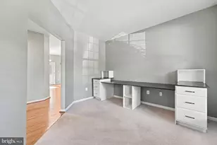 8368 Tenbrook Dr, Gainesville, VA 20155 - Photo 13