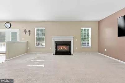 8368 Tenbrook Drive, Gainesville, VA 20155 - Photo 17