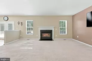 8368 Tenbrook Dr, Gainesville, VA 20155 - Photo 17