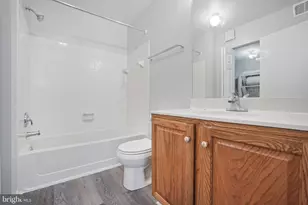 12214 Stevenson Ct, Woodbridge, VA 22192 - Photo 17