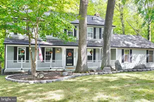 4604 Spalding Dr, Montclair, VA 22025 - Photo 1