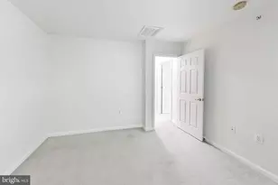16815 Nuttal Oak Pl, Woodbridge, VA 22191 - Photo 17