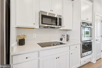 8846 Curie Street, Manassas, VA 20109 - Photo 5