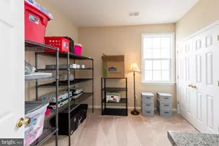 8913 Yellowleg Ct, Gainesville, VA 20155 - Photo 21