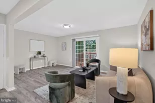 4610 Charlton Ct, Woodbridge, VA 22193 - Photo 9